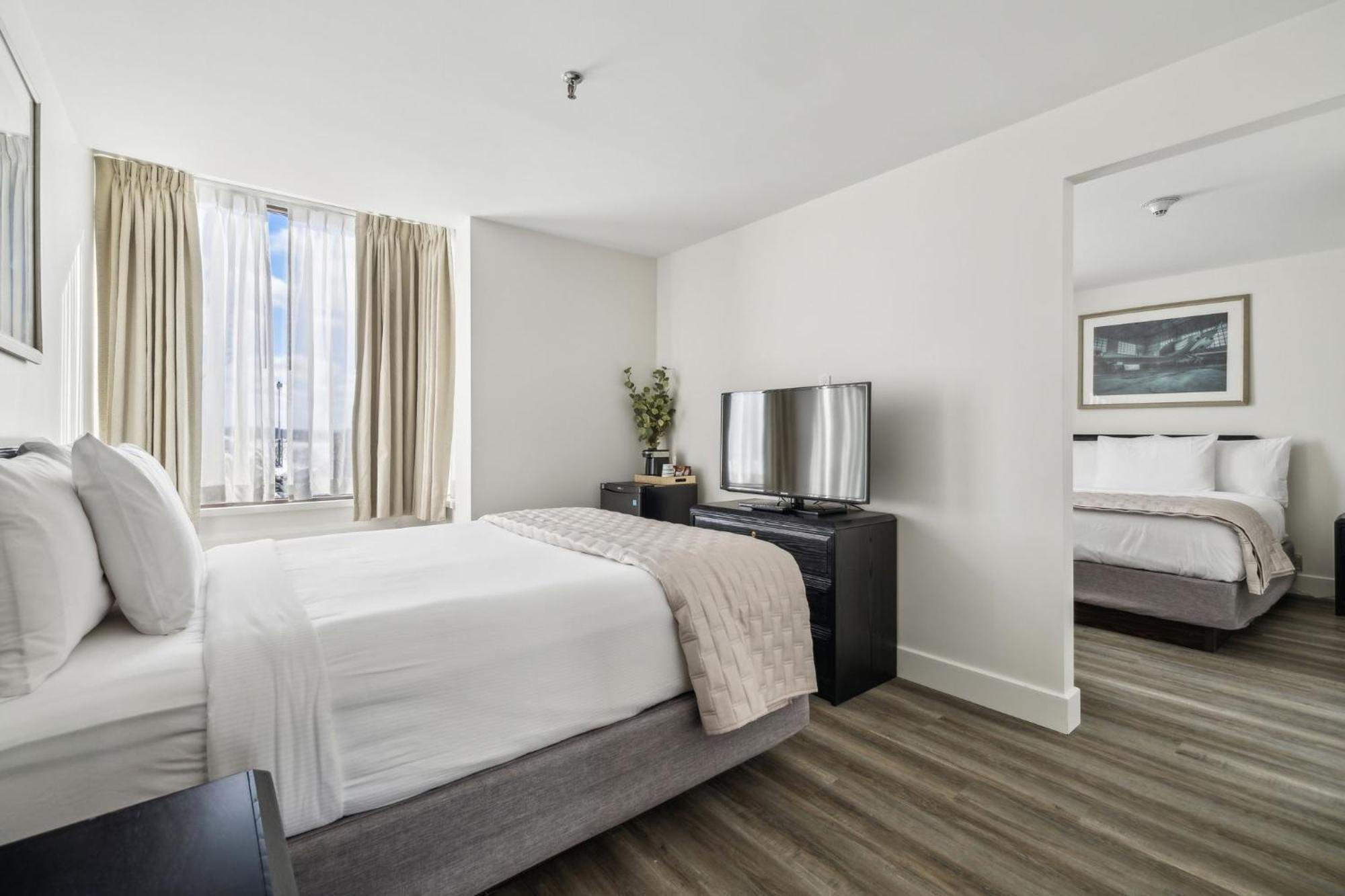 Dev Hotel And Conference Centre Cornwall Bagian luar foto